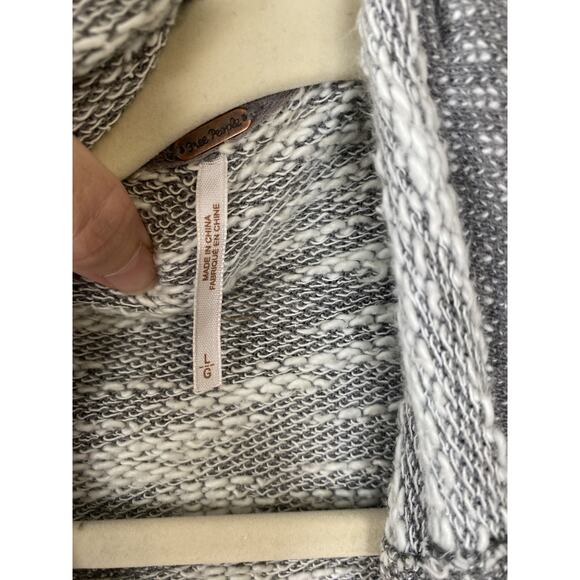 Free People Sweater Womens Large In The Loop Open Front Gray Cardigan Asymmetric - Picture 6 of 10